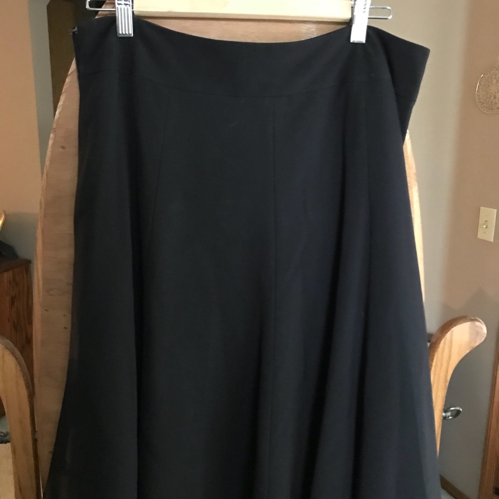 Black skirt